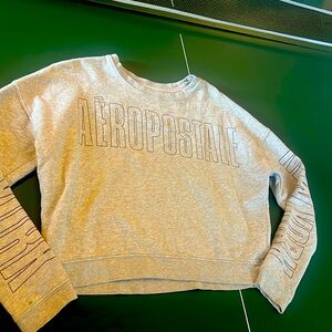 Girls/Woemns gray crewneck from Aeropostale